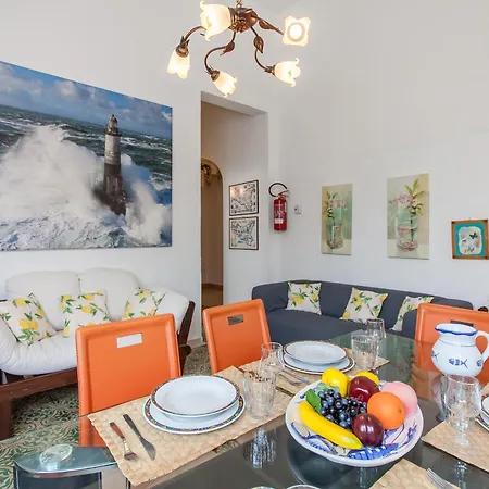 Pool House - Happy Apartment